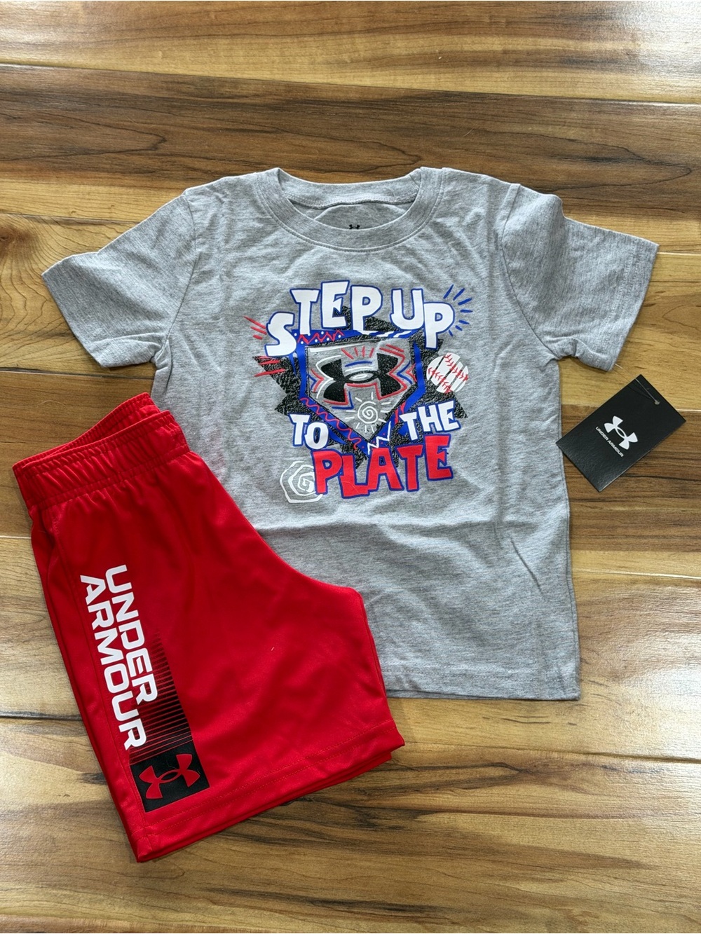 Under Armour Boys Size 4 Baseball Tee with Red Athletic Shorts